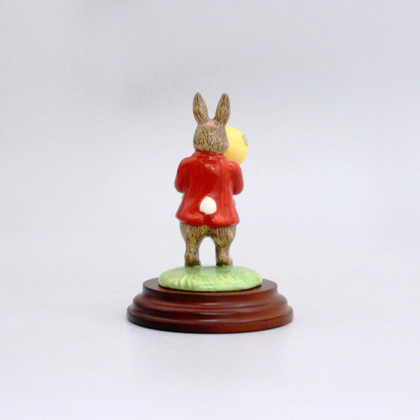Статуэтка 18-ти летие Royal Doulton