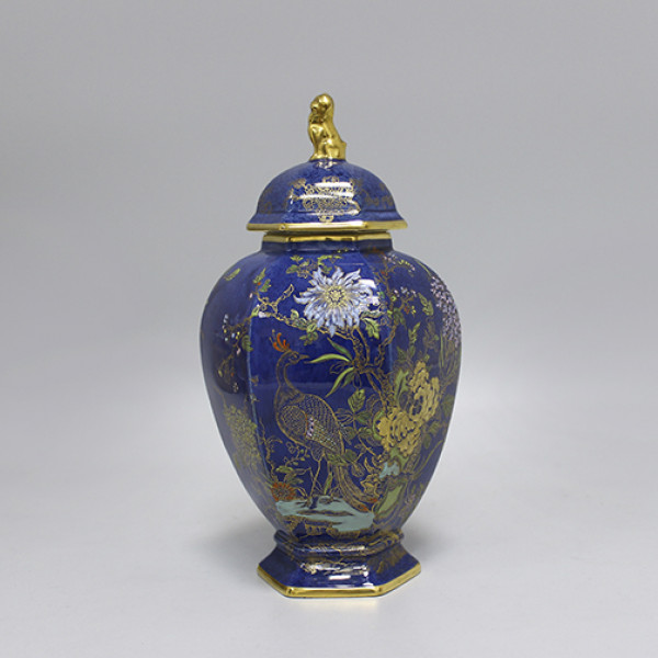 Ваза с крышкой Carlton Ware