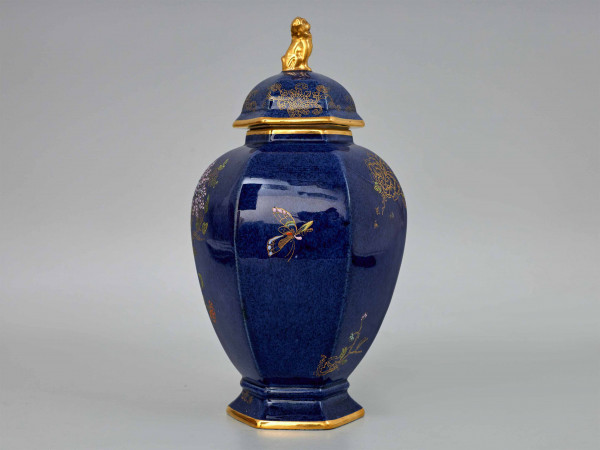 Ваза с крышкой Carlton Ware