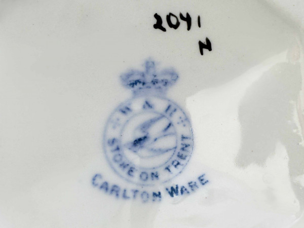 Ваза с крышкой Carlton Ware