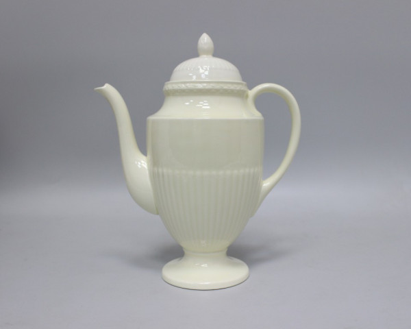Чайник Wedgwood of Etruria and Barlaston