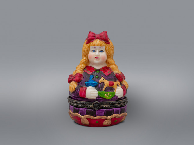 Шкатулка Девочка с игрушками Villeroy&Boch