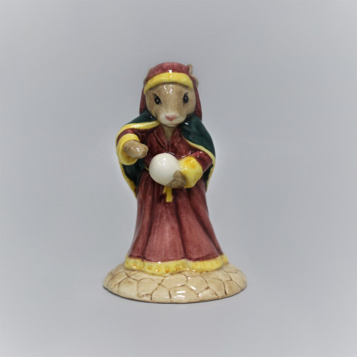 Статуэтка Royal Doulton Гадалка