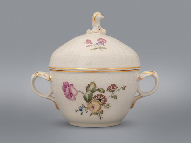 Сахарница Royal Copenhagen Frijsenborg