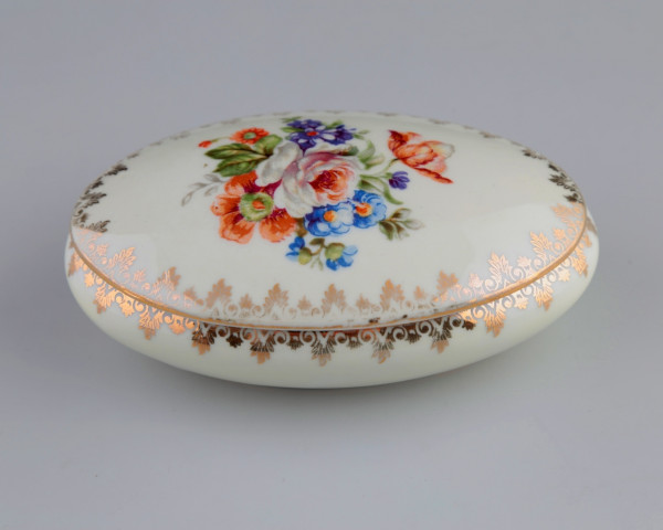 Шкатулка круглая limoges veritable porcelaine d'art