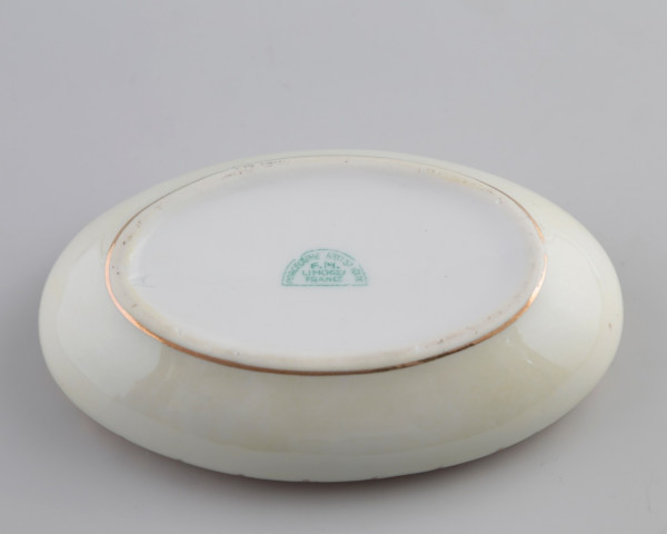 Шкатулка круглая limoges veritable porcelaine d'art