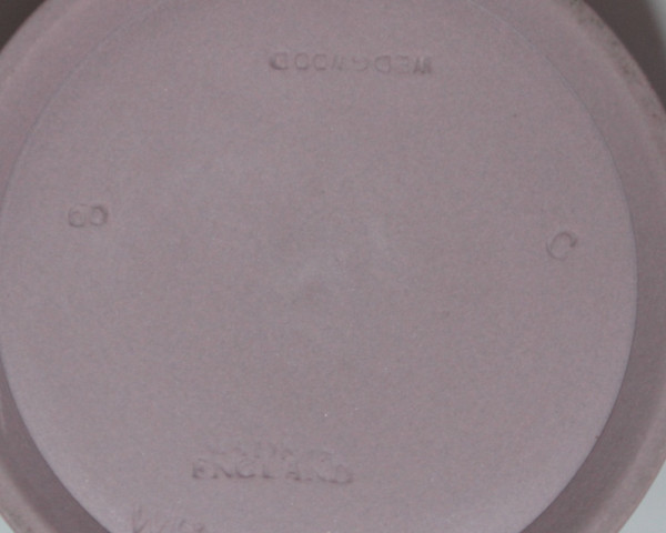 Шкатулка Мифология Wedgwood круглая фиолетовая